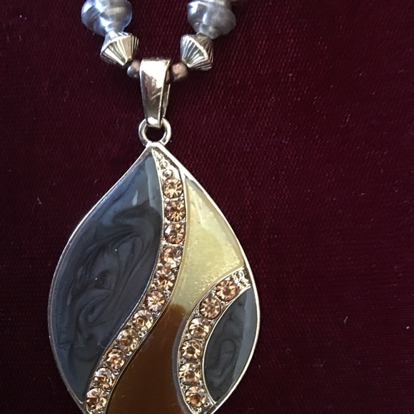 ๐๐Favorite Necklace๐๐HOST PICK FALL FAVORITES - Picture 6 of 7